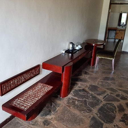 Aa Lodge Amboseli Exterior photo