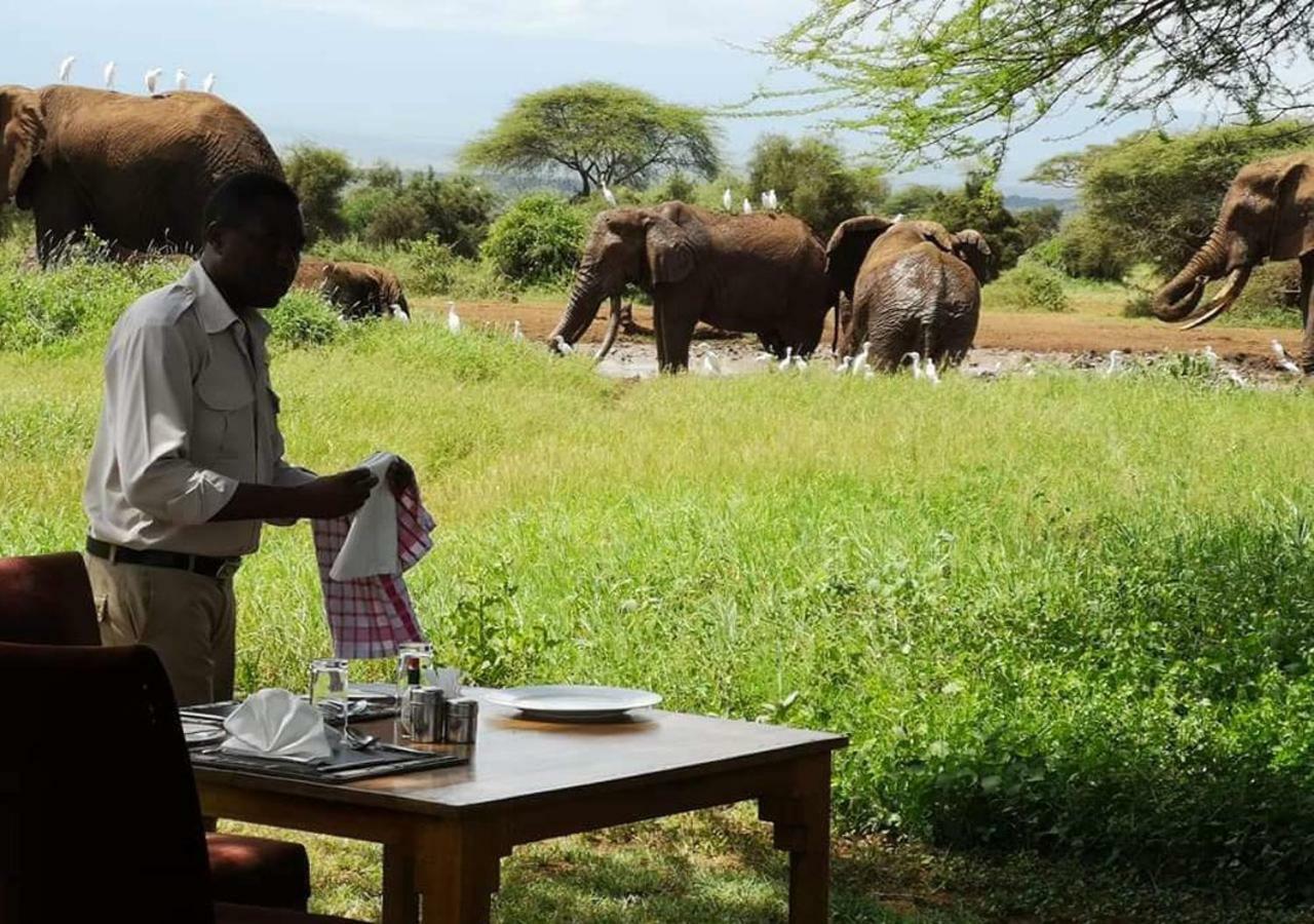 Aa Lodge Amboseli Exterior photo